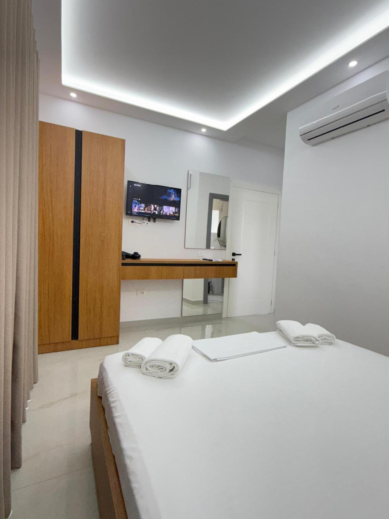 Villa Papa-เบราท ภายนอก รูปภาพ